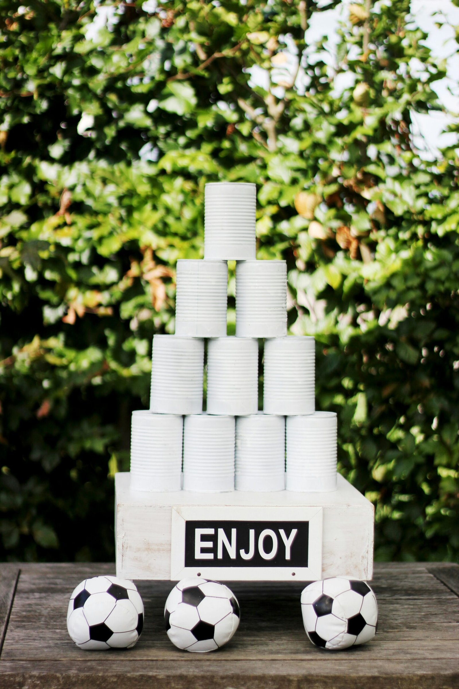 Interactive Wedding Games: Keep Your Guests Entertained